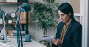 社会保険労務士（社労士）の求人・資格・仕事内容を解説